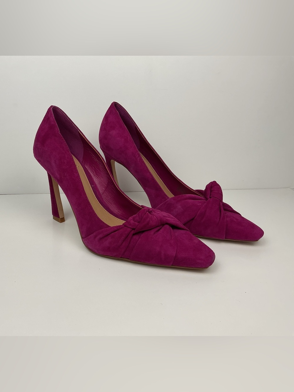Vince Camuto Magenta Suede Pointed-Toe Knot Pumps
